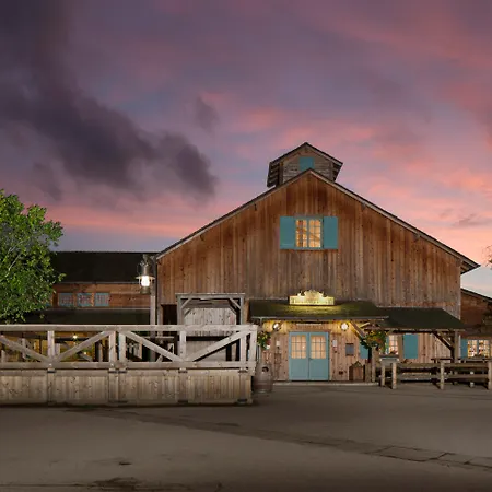 Davy Crockett Ranch Szálloda