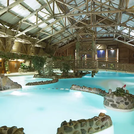 Davy Crockett Ranch 3*